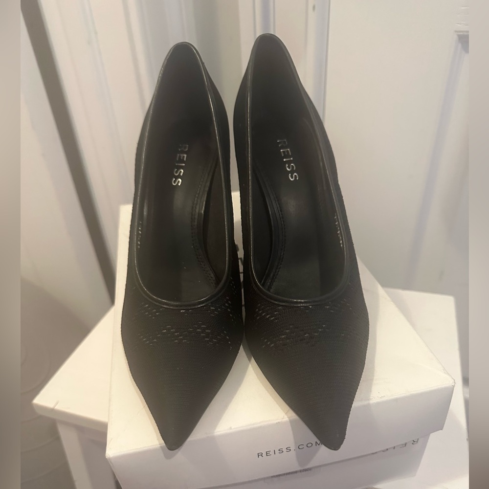 Reiss Black Pointed-Toe Heels